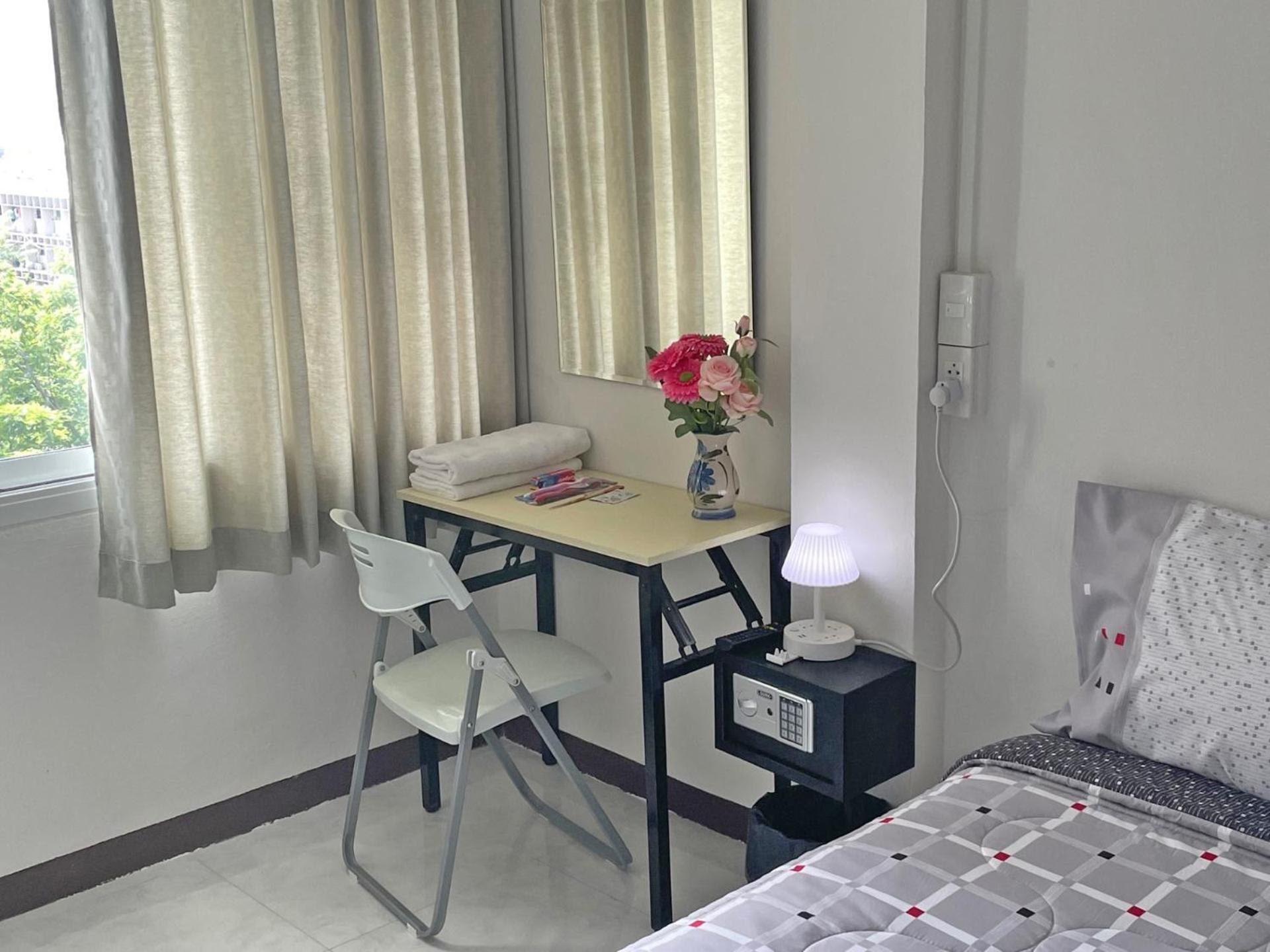 Apartment A4 Dindaeng Бангкок Экстерьер фото